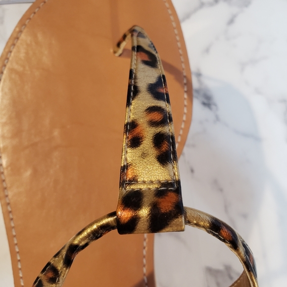Animal Print Thong Leather Sandals - Picture 3 of 7
